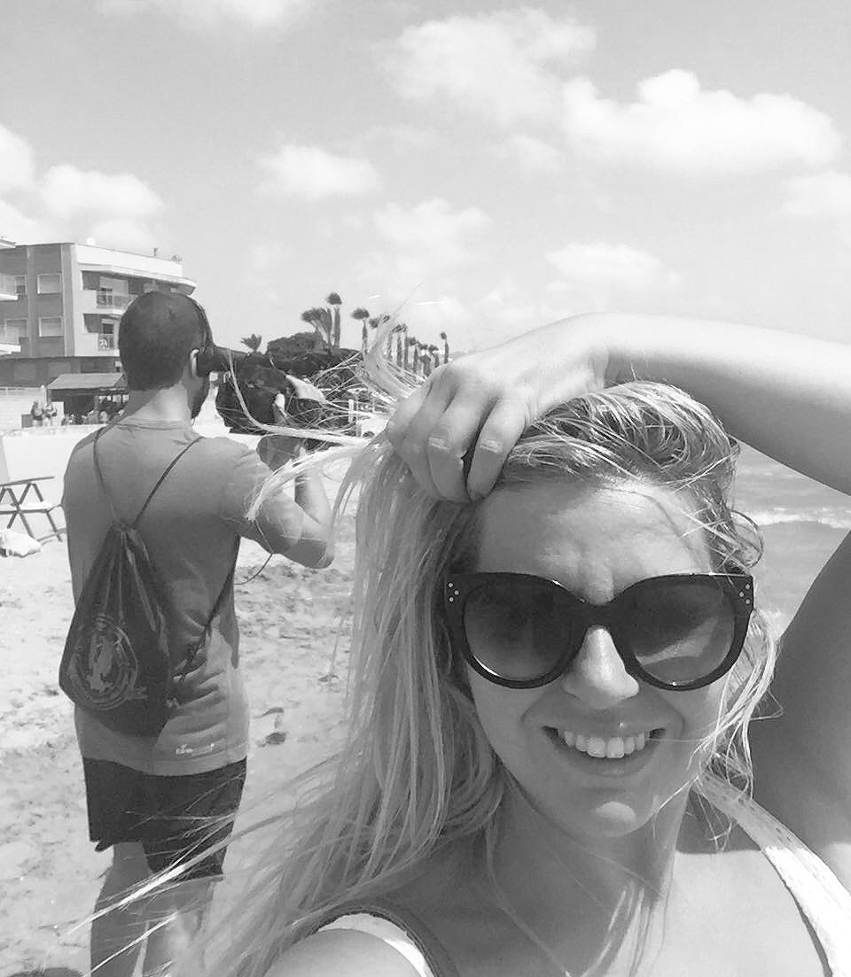 BambooAudiov's tweet photo. No lucimos tan estupendos como @AlbaGonzlezSojo pero seguimos encantados de formar parte de @7holaverano! 🎥⚓️ https://t.co/uzCXfE5MUY