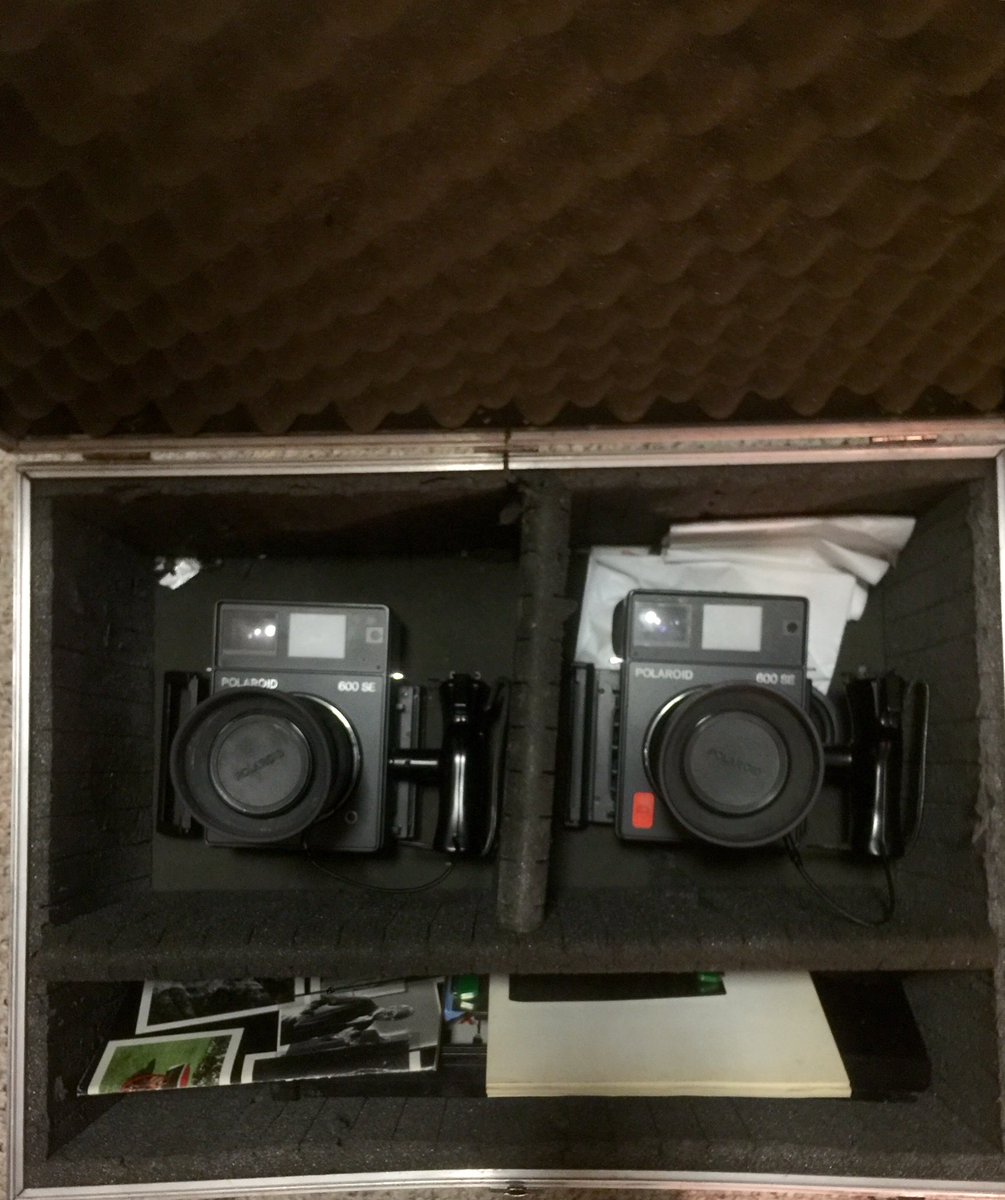 TheFeelofFilm's tweet image. Another surprise! But #FujiFP100c? Discontinued? Other options? #polaroid600se #instantfilm #filmphotography #mamiya