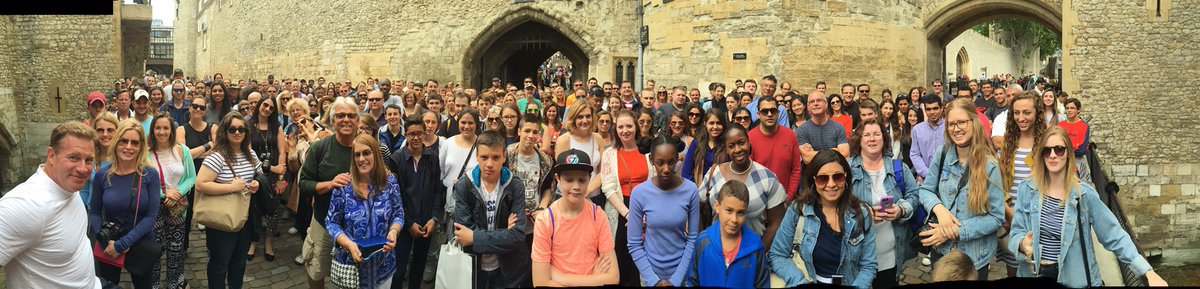 toweryeoman's tweet photo. My last tour at 1430 with a great bunch of history lovers here @TowerOfLondon including my Anne at the front there https://t.co/BYUbyEtp6w