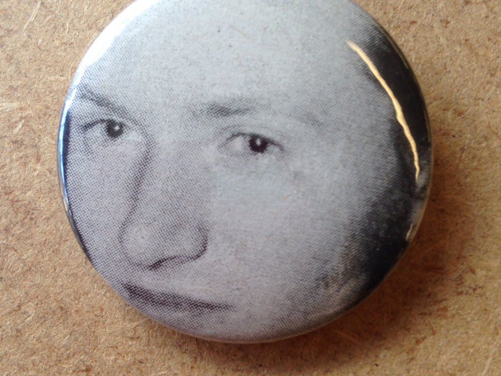 TPGallery's tweet image. Some more of the Zines and badges that have been produced in today&apos;s #sundayworkshop with @photocopyclub