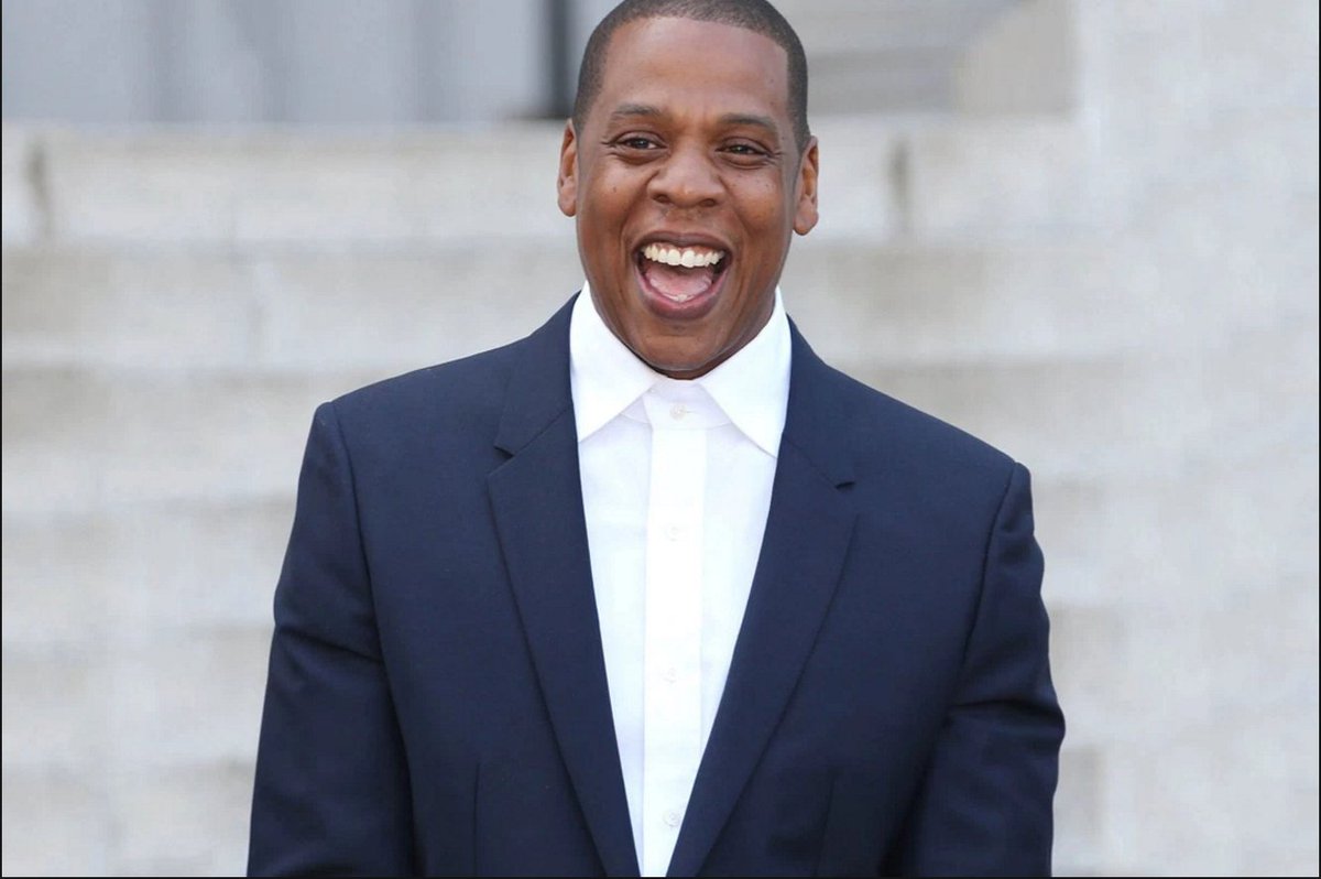 ComplexMusic's tweet image. Is Jay Z selling out? trib.al/lG8Y47T