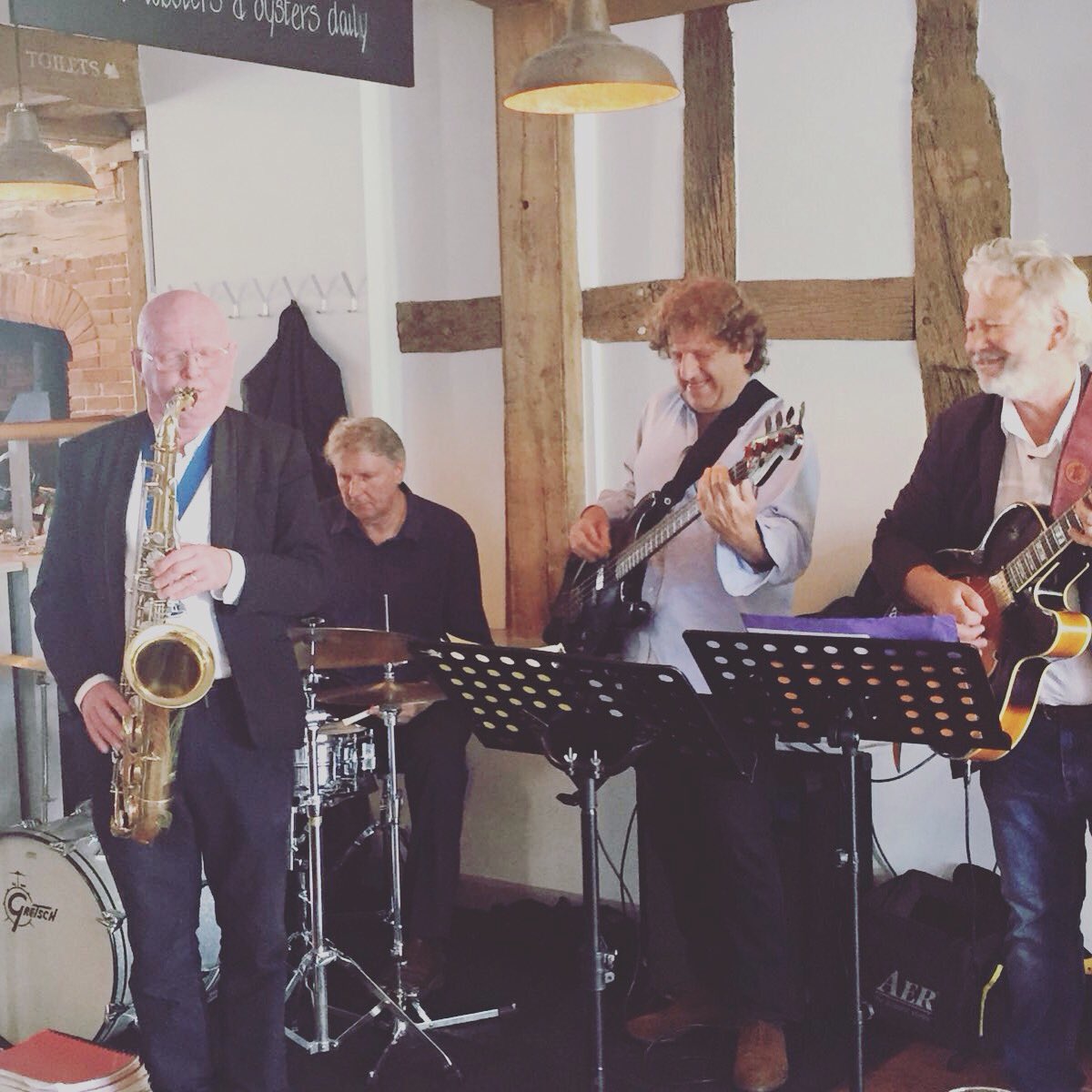 Chi Jazz band playing at Seven Fish every Sunday from 3-6pm!
