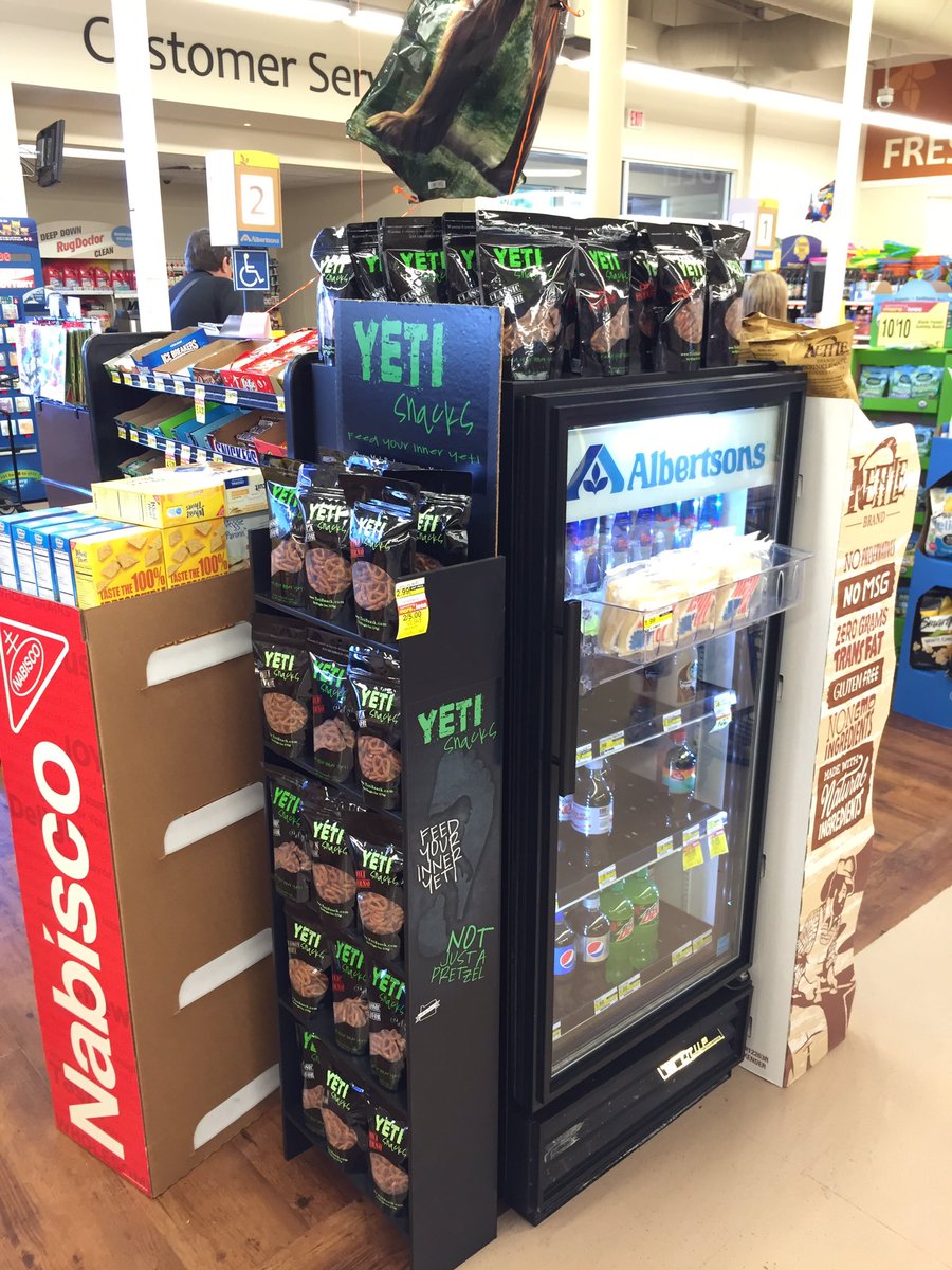 yeti_snacks's tweet photo. What's new at @Albertsons? Yeti Snacks? Yup, go get them in Bend Oregon but soon, everywhere! https://t.co/bGtTCRXIna