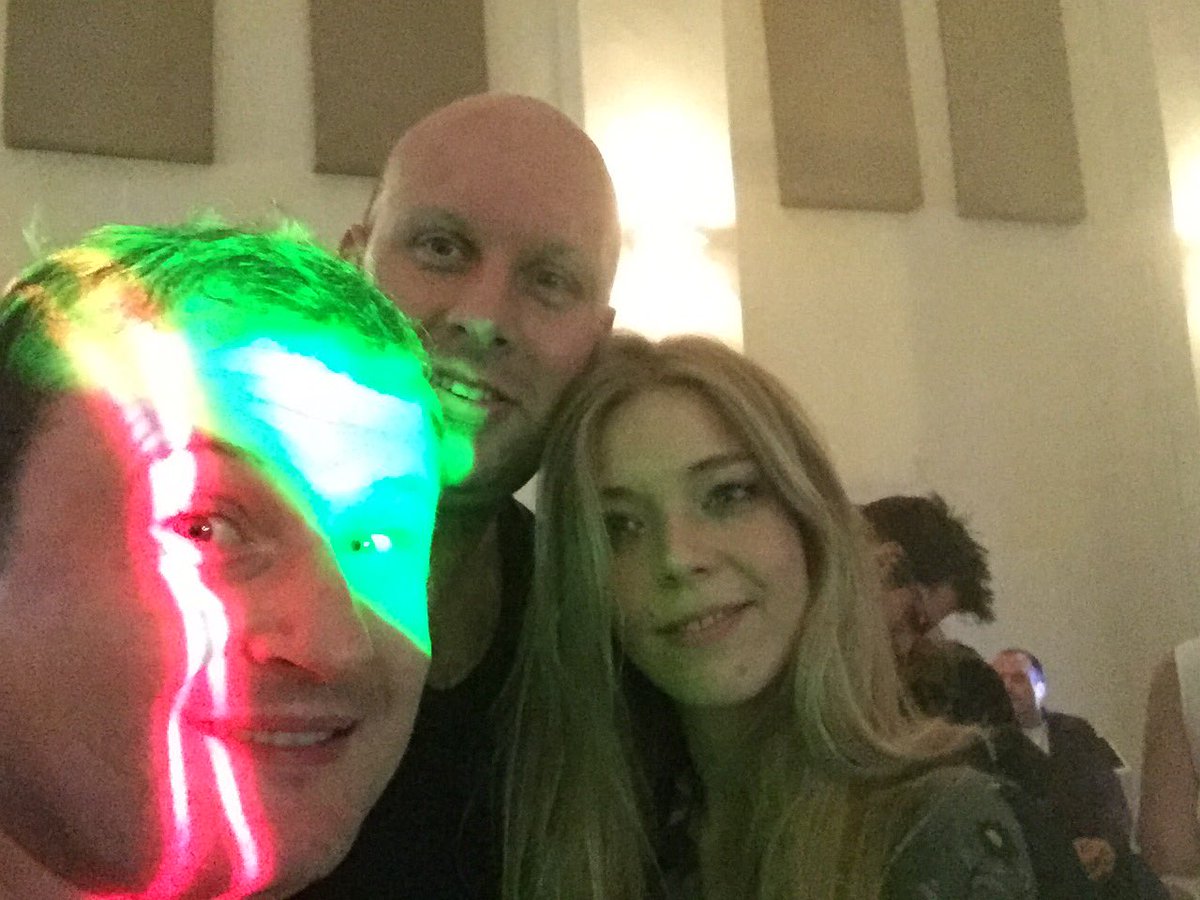 j_criv's tweet photo. Pleasure to drum for @BeckyHill family function last night #shakingtrees #gig #drum #drummer #DRUMMING https://t.co/niJ4Dukhnh