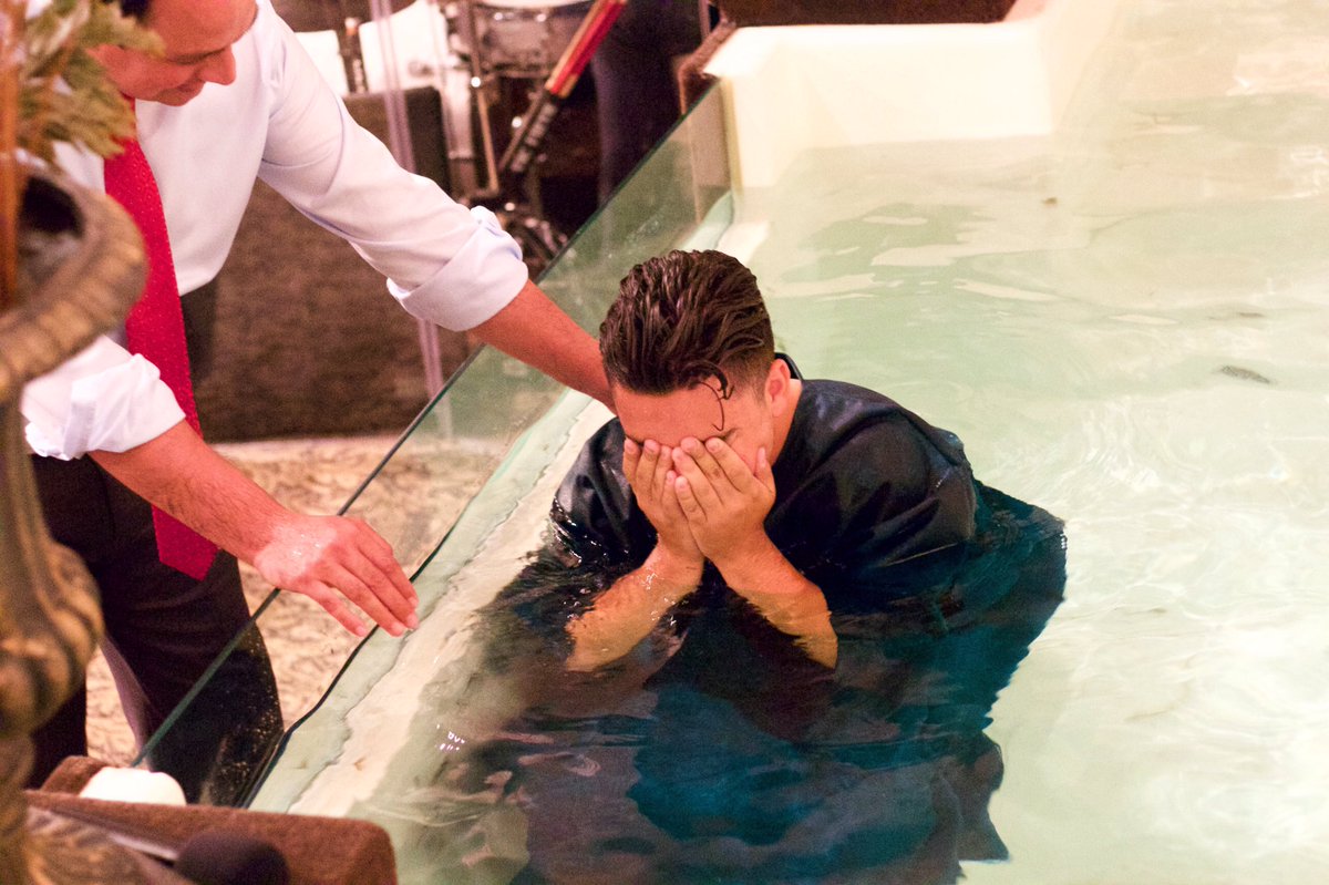 sethboyte's tweet photo. The heart of #WIYC16 continues today as @TheNameIsChops and Melina got baptized! @P7clubs students https://t.co/Gfj1OqPDE2
