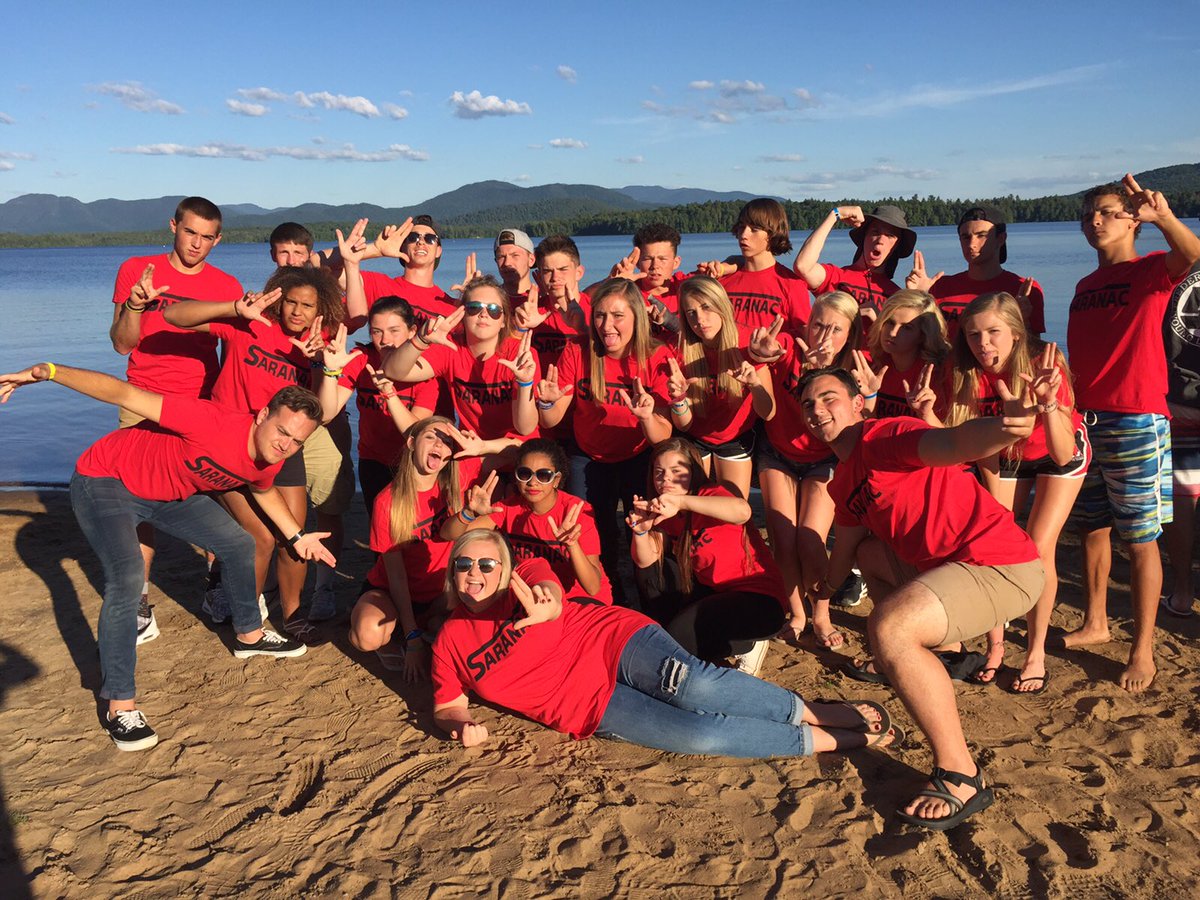 ludlowyl's tweet photo. We love all of you guys, and we love camp!!!! Only 364 days until next year!!!! #makecampgreatagain https://t.co/RrVgFKZnt4