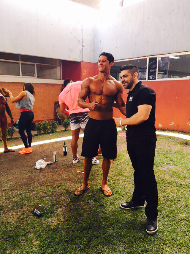 MauricioSLMF's tweet photo. Paso a paso no lo olvides #BuiltByPain https://t.co/o9BMDXbVPs