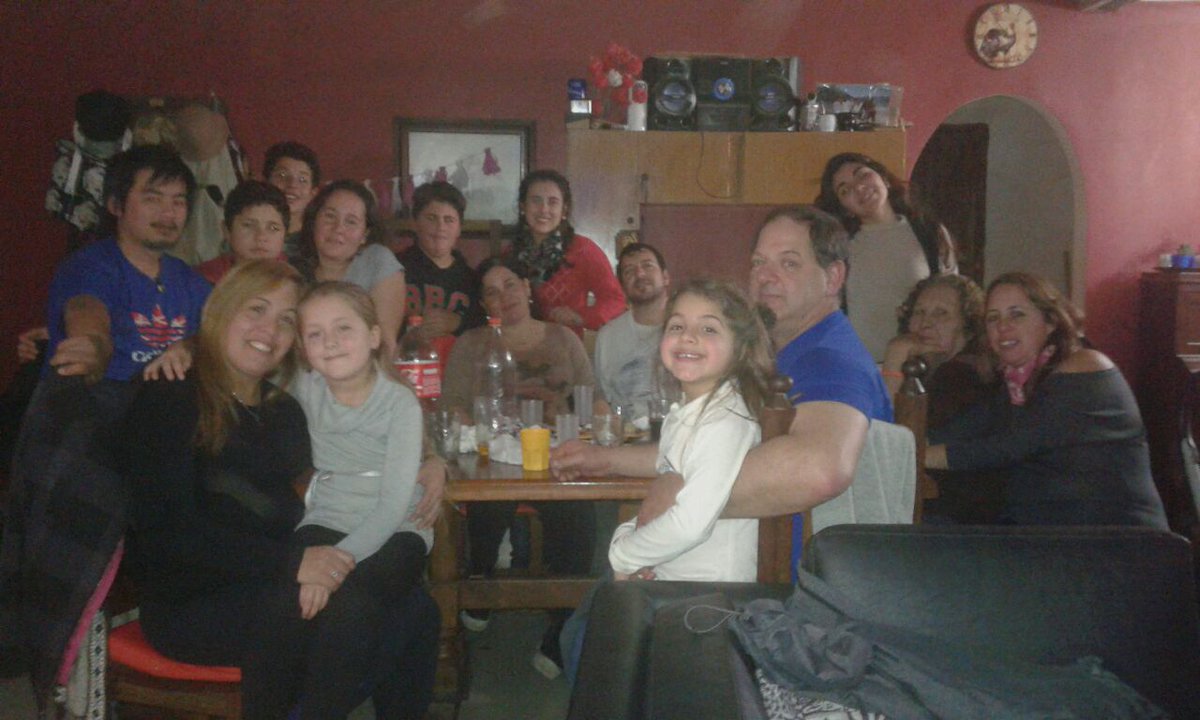Spelizabet's tweet photo. Los amo con mi vida!
#YALLEGAVICTORIAFELIZ https://t.co/TlWZOxVW95