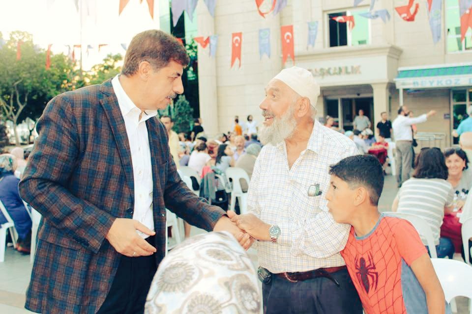 TaksitleAltiin's tweet image. Sayın Milletvekilimiz @ekinciazmi Beykozda Verilen İftar Programinda
Halka, Kendisi Hizmet Etti.
Allah Kabul Etsin.