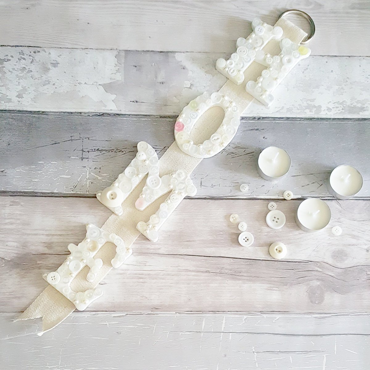littlesummerhse's tweet photo. Love your home? Love this hanger https://t.co/m4wBr4ZKdm #wallart #loungedecor #homedecor #homesweethome #shabbychic https://t.co/Q7zu528CHa