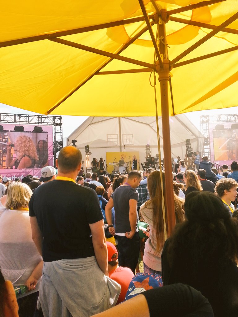 ae2project's tweet photo. We are on main stage.
#SEM2016
#makethefuture 
#Ae2ProjectTeam 
#pixielott https://t.co/7hDh5SEQrl