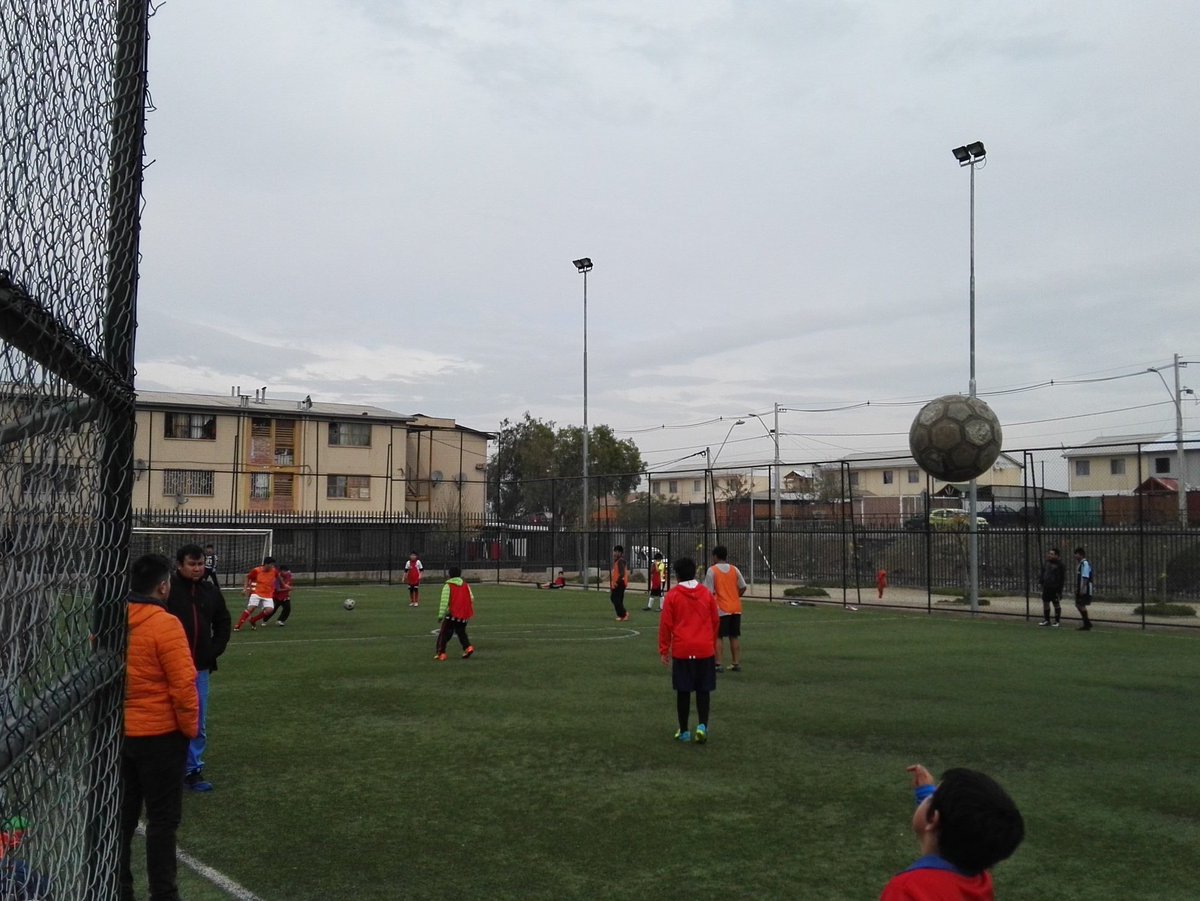 FilialPteAlto's tweet photo. Siguen los entrenamientos de la escuela nocedal #VamosColoColo https://t.co/EUSd5PRRpX