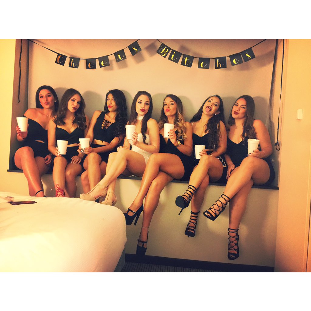Ahhree_eff's tweet photo. Last night 🎉 #cheerstothebride https://t.co/W9l5bLLeqJ