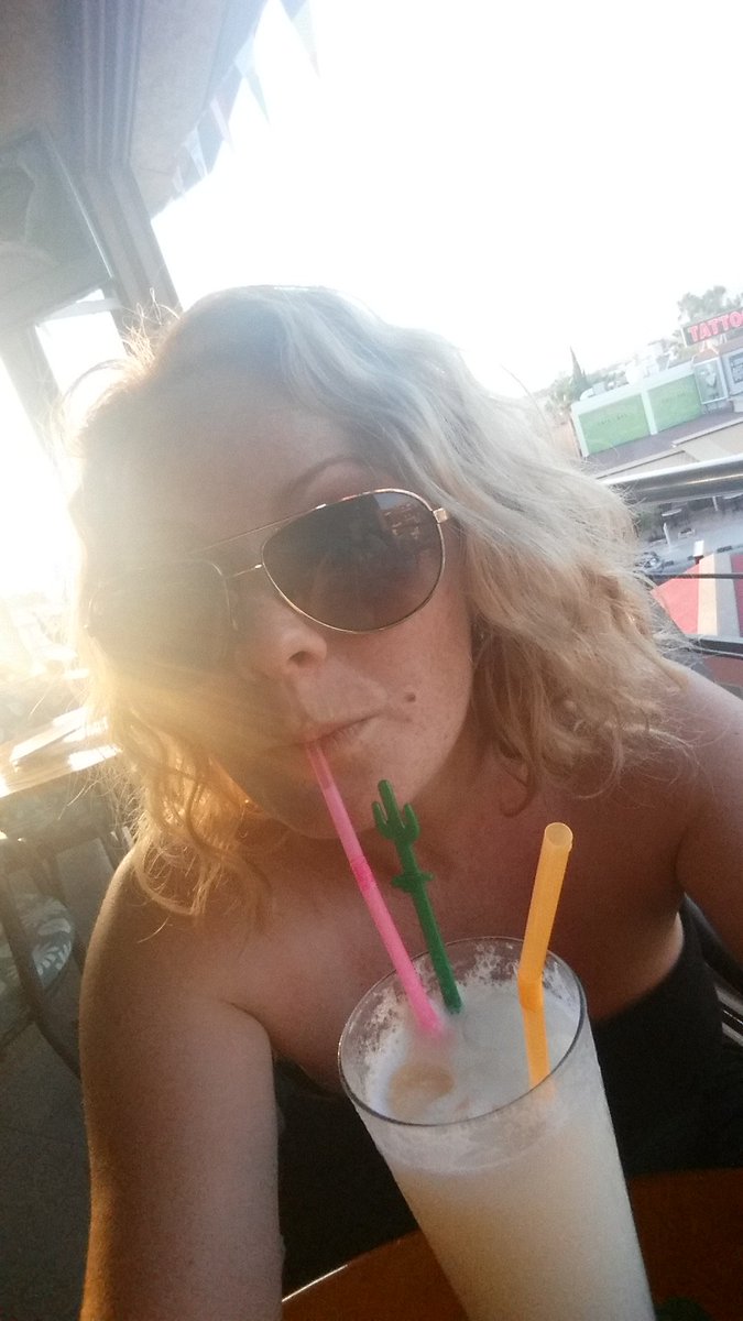 RachelWatts87's tweet photo. If you like pina coladas 🎵 #pinacolada #cyprus #summerholiday https://t.co/kFprAF4FkS