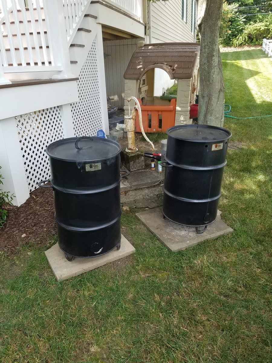 williamsgoblue's tweet photo. Double barrel chix n ribs with @stixmartin on the @PitBarrelCooker for Independence! https://t.co/9OrxPMbZS5