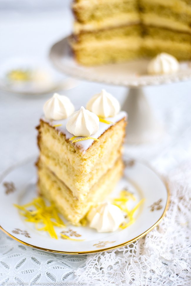 CollectivFood's tweet photo. Make @supergolden88 's passionfruit &amp; lemon cake &amp; decorate it w/ @Ooomeringues stars! https://t.co/6NGa9lEpb4 https://t.co/jXlzCAfLm9