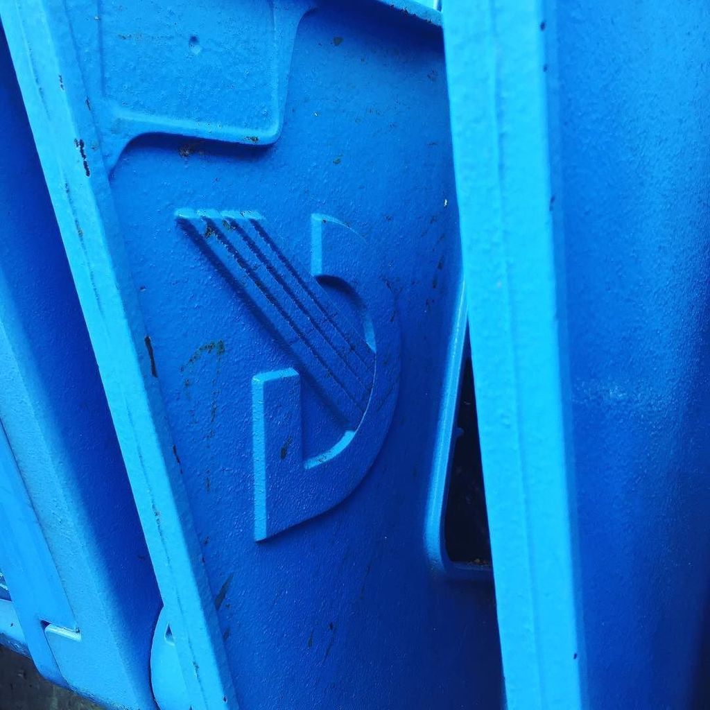 bluejay_guy's tweet image. It is still the Skydome to @originalteabee #ourmoment #bluejays #hiddenlogos ift.tt/29gIwdH