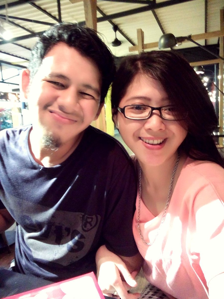 harryfaizall's tweet photo. Tawa dan tangispun kita hadapii bersama @NyimasInaya https://t.co/mSlgXpzRWn