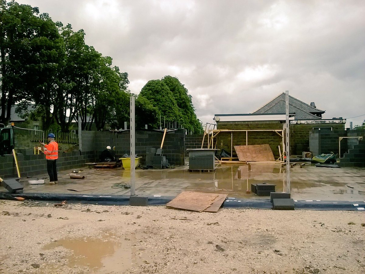 pcbrickworkltd's tweet photo. Thurlstone Primary School progressing @ghurstltd #Sheffield#teamwork https://t.co/K4JNdYuibX