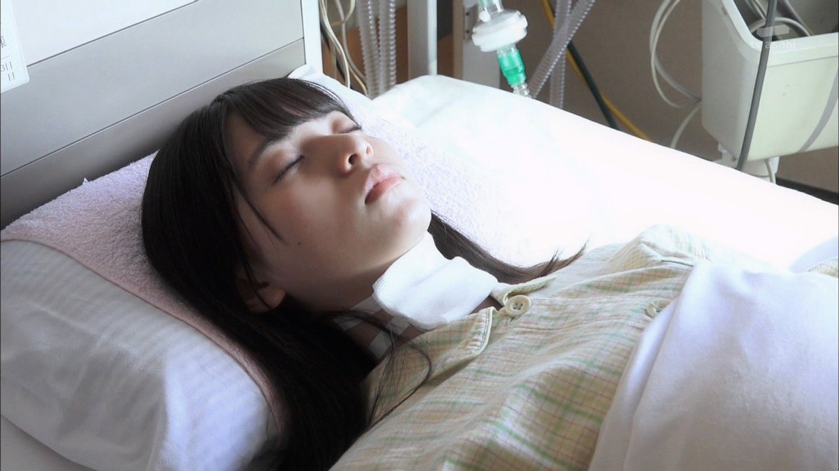 O Xrhsths はぎ Sto Twitter きれいな顔してるだろ ウソみたいだろ 死んでるんだぜ それで たいしたキズもないのに だ た ちょっと打ちどころが悪かっただけで もう動かないんだぜ な ウソみたいだろ