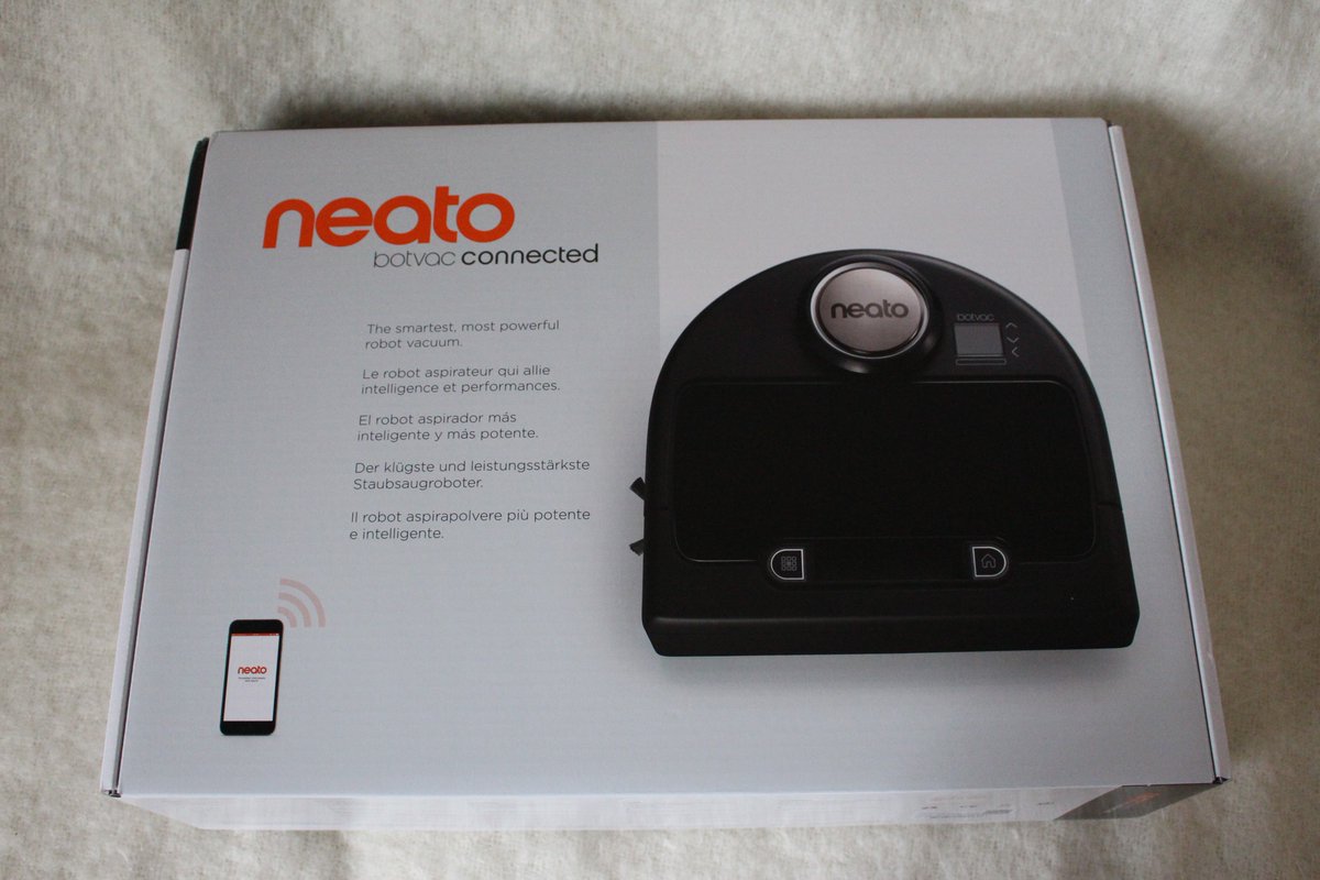 clara2586's tweet photo. j'adore ! un vrai concentré de technologie pour nous faciliter le ménage! #NeatoSampleo #Neato #Sampleo https://t.co/nWmrYjKnHB