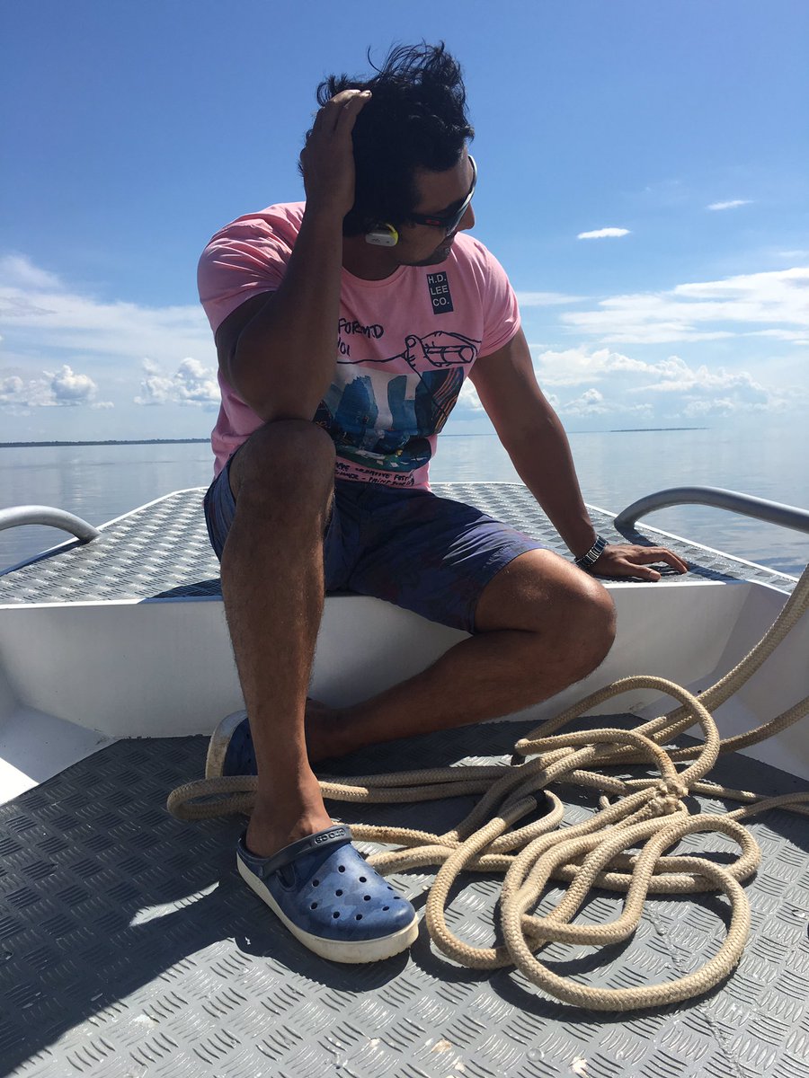 idevadhikari's tweet photo. From the Rio Negro river..happy Sunday fr us..networkkkkkkkkkkk ache😘😘😘😘😘 https://t.co/8rupWqMOMW