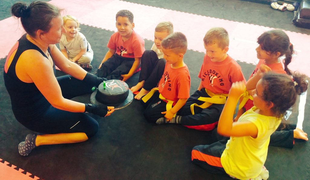 derbykickboxing's tweet photo. #HappyBirthday Draye!!! 🎉🎊🎈
#Derby PKA #Kickboxing https://t.co/VuNBUHRIdH