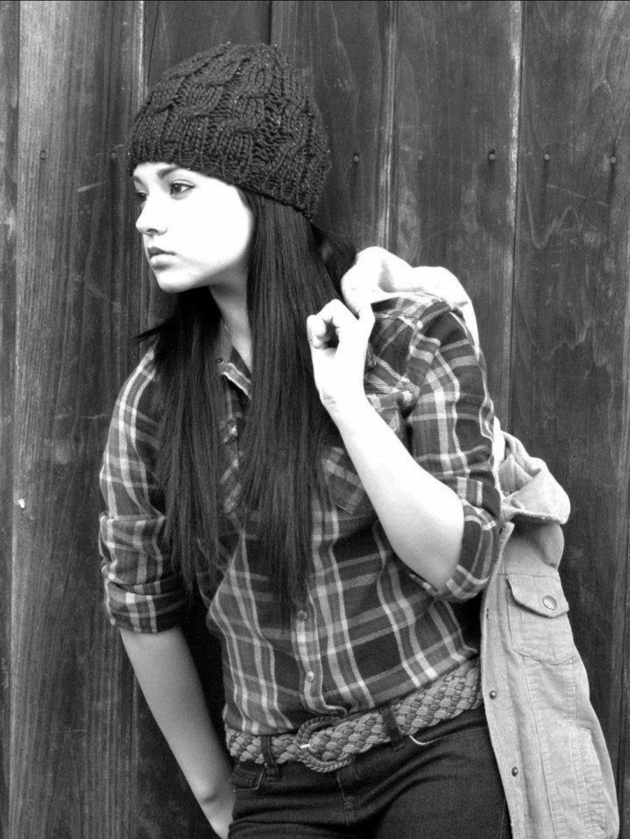 BeckyMarieGomez's tweet photo. RT for fetus Becks 💘 https://t.co/OqbbwchO4O
