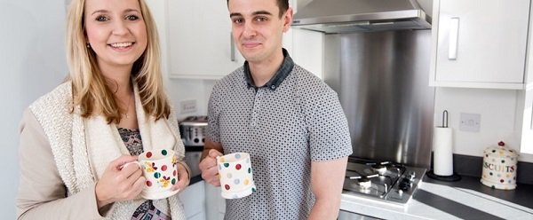 Lucy &amp; Bryn bought their two-bedroom home for just £28,750. Find out how... ow.ly/QaqH301Q8xx #UKHousing