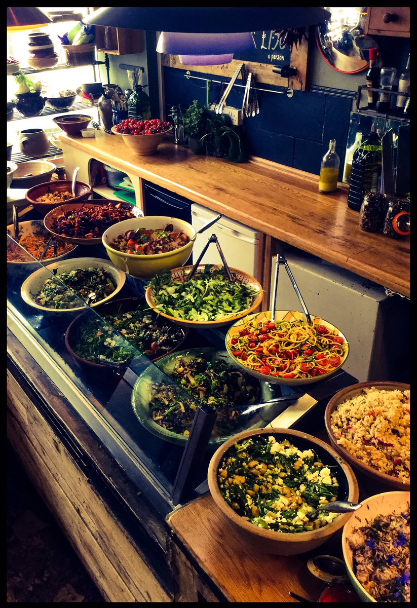 seeds_2's tweet photo. Seeds2totnes on Saturday @CrayZBees @matchainfo @teddytreks @DevonLife https://t.co/f89DU6ayco