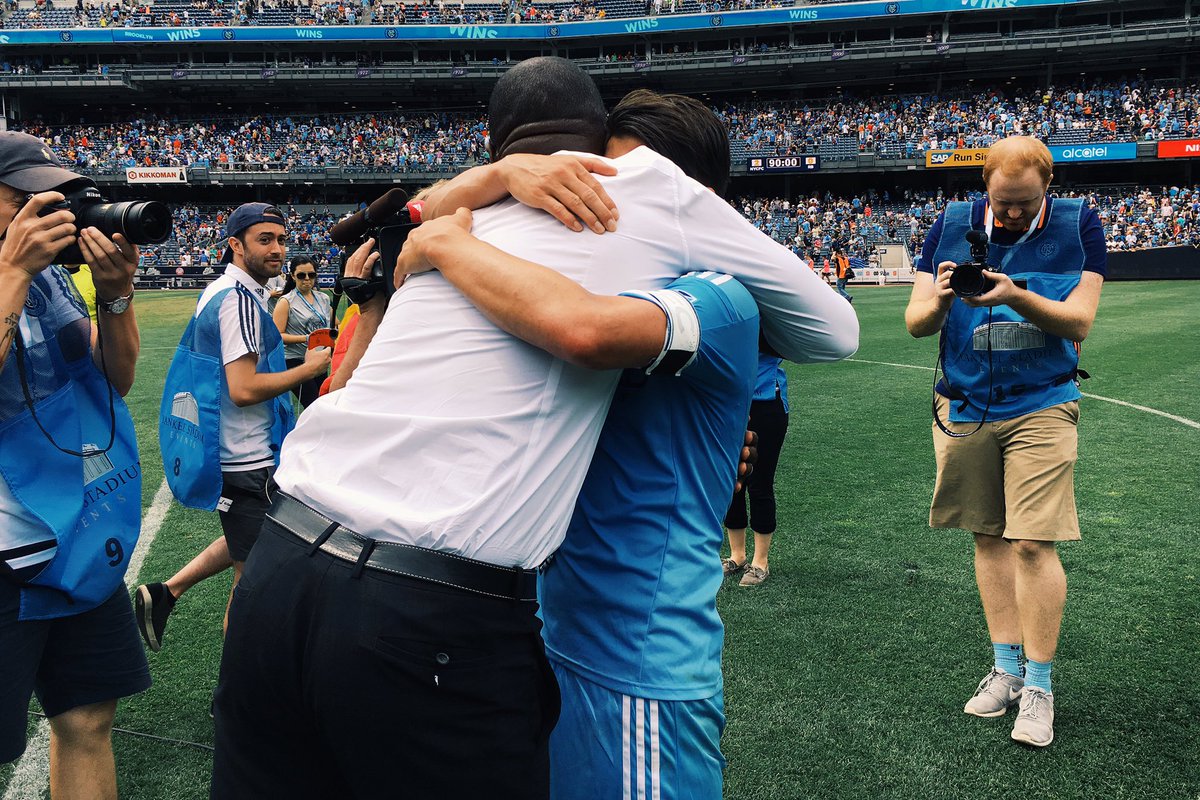 That's what it means to <a href="/Guaje7Villa/">David Villa</a> &amp; <a href="/OfficialVieira/">Patrick Vieira</a>. #NYDerby