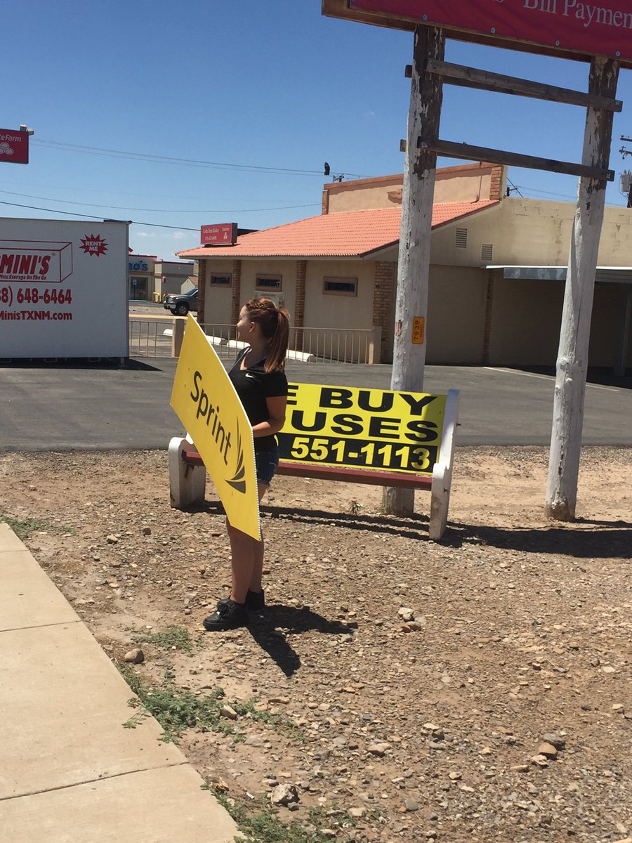 Samalamma89's tweet photo. Come to the Alamo sprint #NM #sprintswitchandsave #cannyouhearthat #dealfordays @phncntking @ericfastvp @AJCouncil1 https://t.co/pJdOTI2YUN