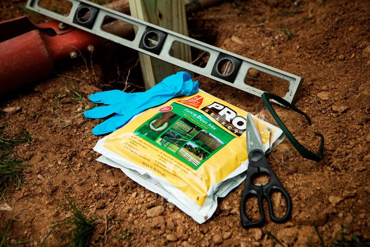 Sika_USA's tweet photo. Why use heavy and messy bags of concrete to set a post? Use Sika Post Fix &amp; just these tools https://t.co/PKAGZ5glzA https://t.co/Ks3FBWrgmt