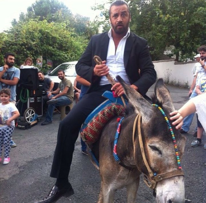 Kurt_Berk34's tweet photo. #SabitKanca2 #Set #Setinden #Setten
#FilmSeti #FilmEkibi #Oyuncu #Komedyen #Dublör 
@Kurt_Berk34 https://t.co/BVEilEaBKi