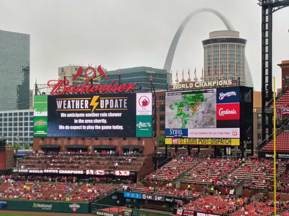 MOJoe995's tweet photo. Rain Delay? No Worries. #RedBirdClub #stlcards https://t.co/FT9vYTVmU2