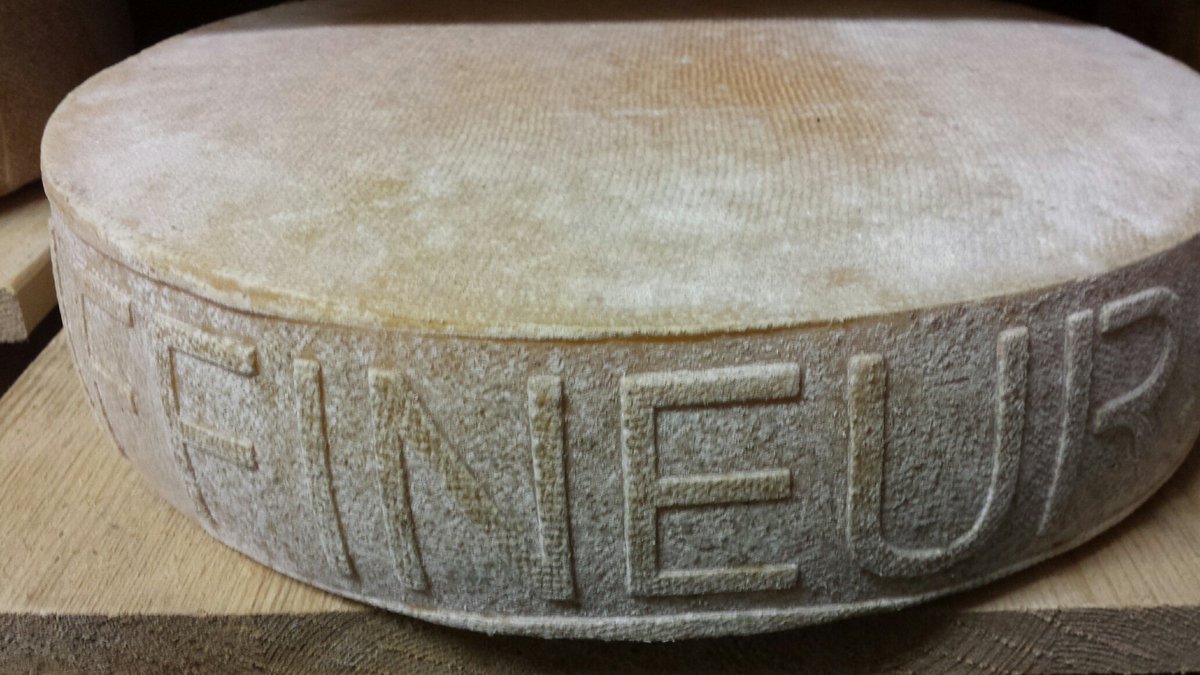MeesterAffineur's tweet image. More than just lovely cheeses? Read it all about our entries bit.ly/1W8XQeH
#ICA2016 #naturalrind #organic