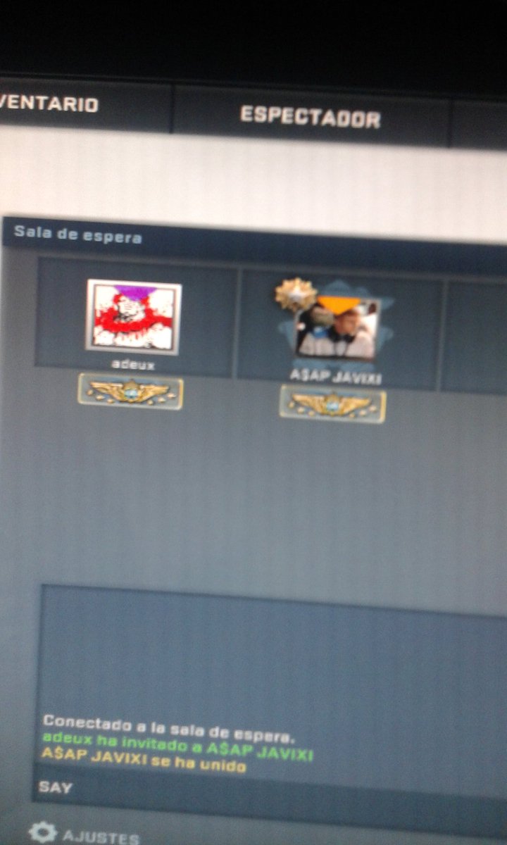 Console_CSGO's tweet photo. @FD_Alpha @CrAzY_F00L98 only 2 weeks in supreme :') https://t.co/fJj74KLLod