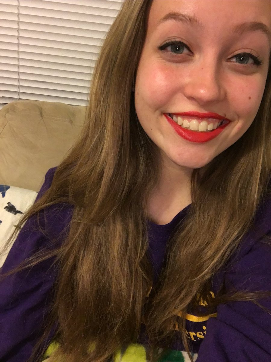 alexandra_kasey's tweet photo. #LSUGirlsBreakTheInternet https://t.co/TbuqDp71GE