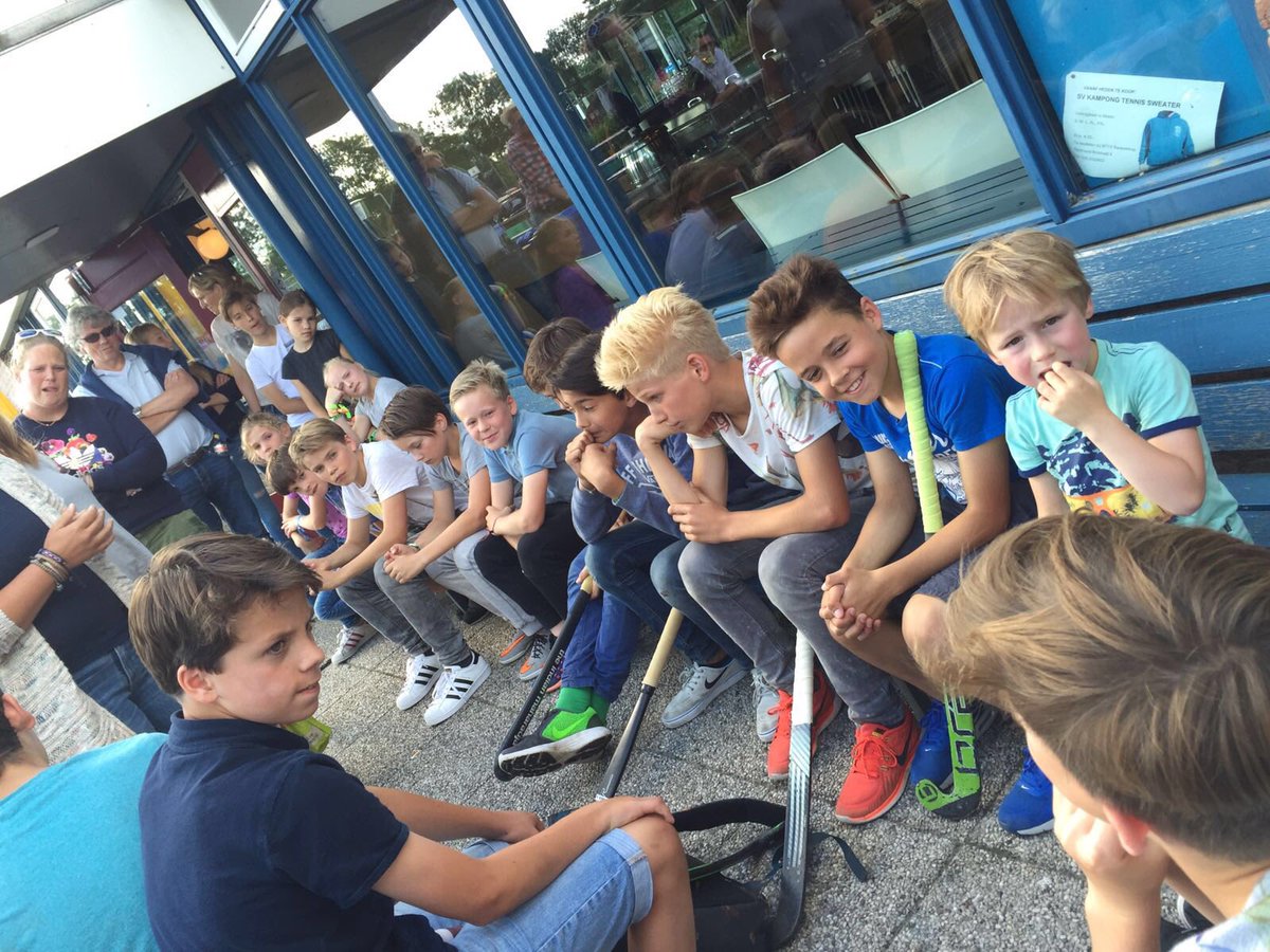 KampongJD1's tweet photo. Mooi afscheid gehad met JD1! Nu is het seizoen echt afgelopen... Op naar een welverdiende vakantie 😎☀️🍹 https://t.co/qTFo0cuH54