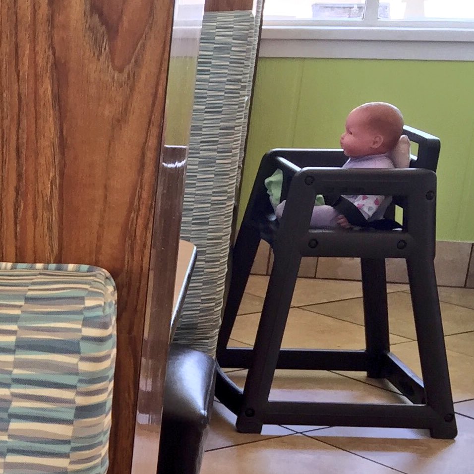 elisadamico's tweet photo. Not judging, but just pointing out that this baby is not real #itsadoll #ifeelnormaltoday @iamjennaariel https://t.co/MwLe3Nu6jA