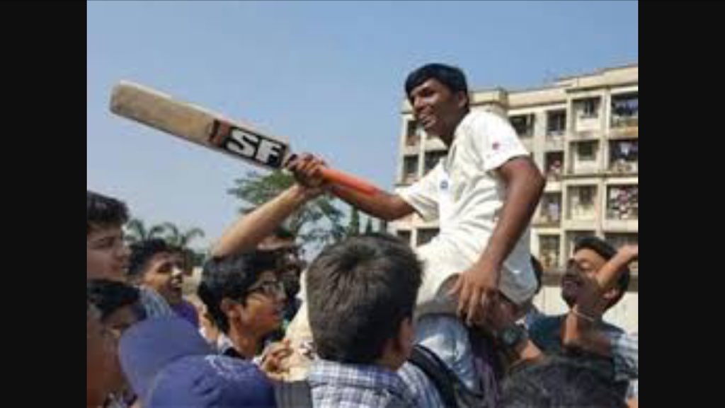 Celebrating his BIG 4 today <a href="/TBulcock/">Toby Bulcock</a> 😂 #Big4 #bullied <a href="/Jr_Tolley/">Josh Tolley</a> <a href="/Knighty146/">Gary Knight</a> <a href="/LiamGrey24/">Liam Grey</a> <a href="/Whale2901/">Will Hale</a>