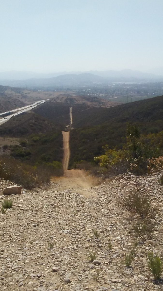 ryrysavino's tweet photo. Yep we hiked to the top of that😅😎
#HikingFun #SoSteep  #TodaysWorkout https://t.co/yrXui3kEl7