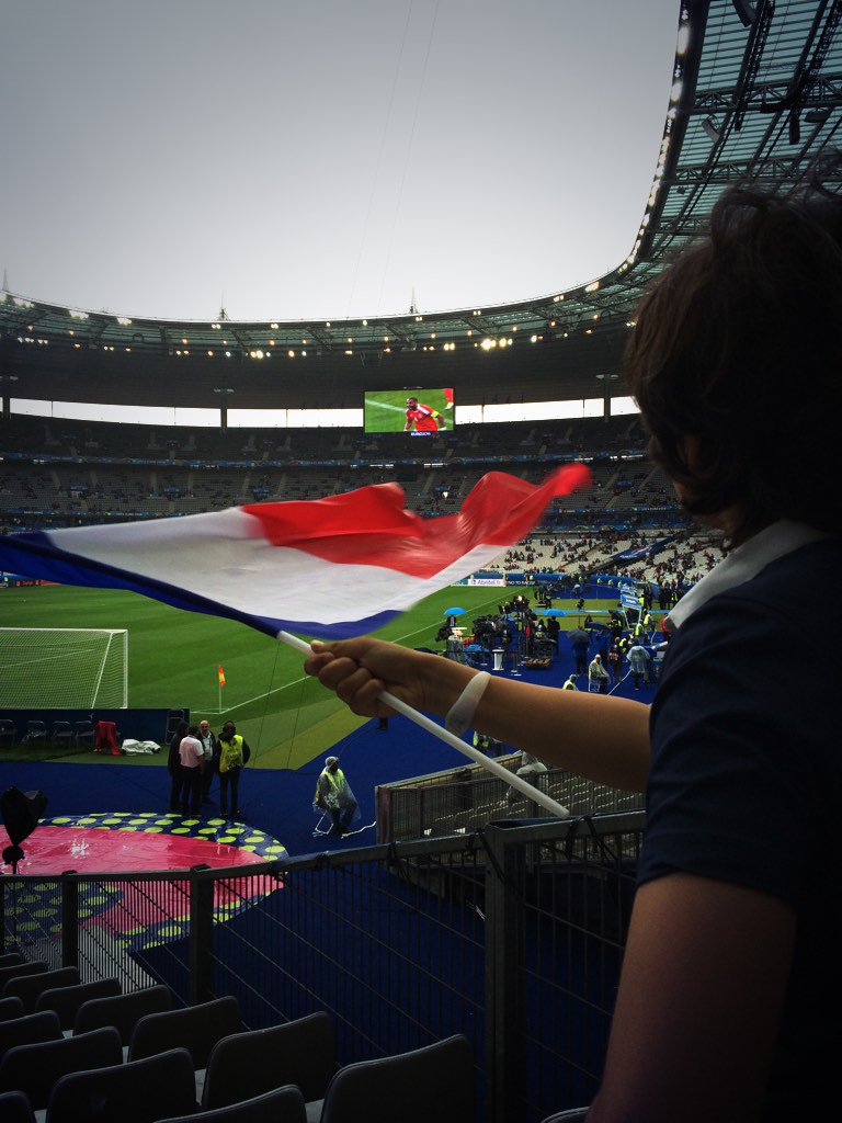 #FRAISL Il y en un qui ne va pas oublier cette soirée !