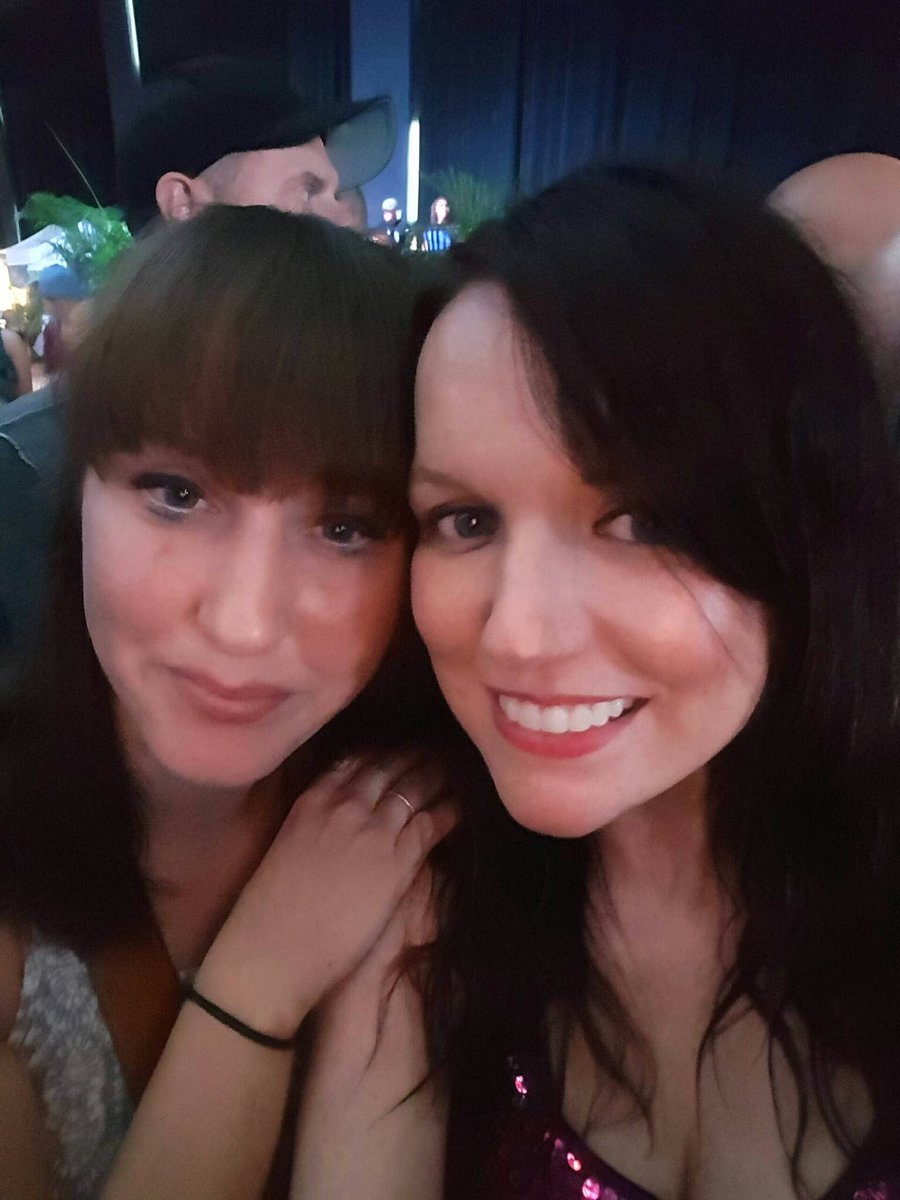 KeyEllis23's tweet image. So ready to rock out with @awolnation @KennyCarkeet !!! @Monica_Kirby and I hanging in the pit:)