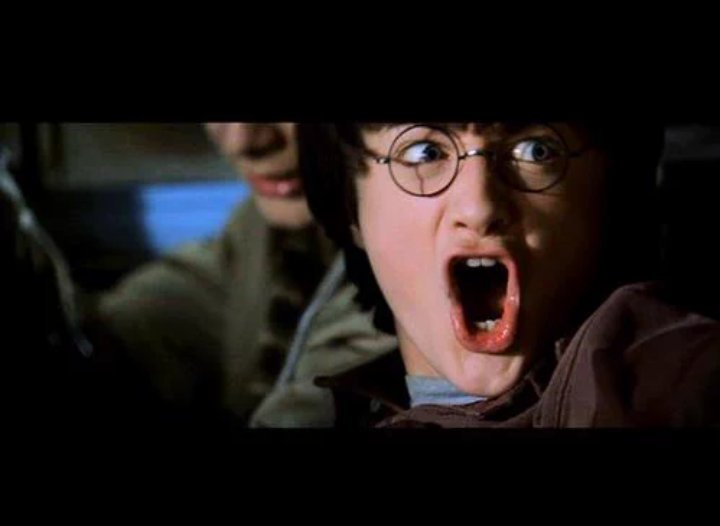 Hogwarts_Existe's tweet photo. Minha cara com os tweets da tag #NudesForLauren https://t.co/HJw8jLNDWD