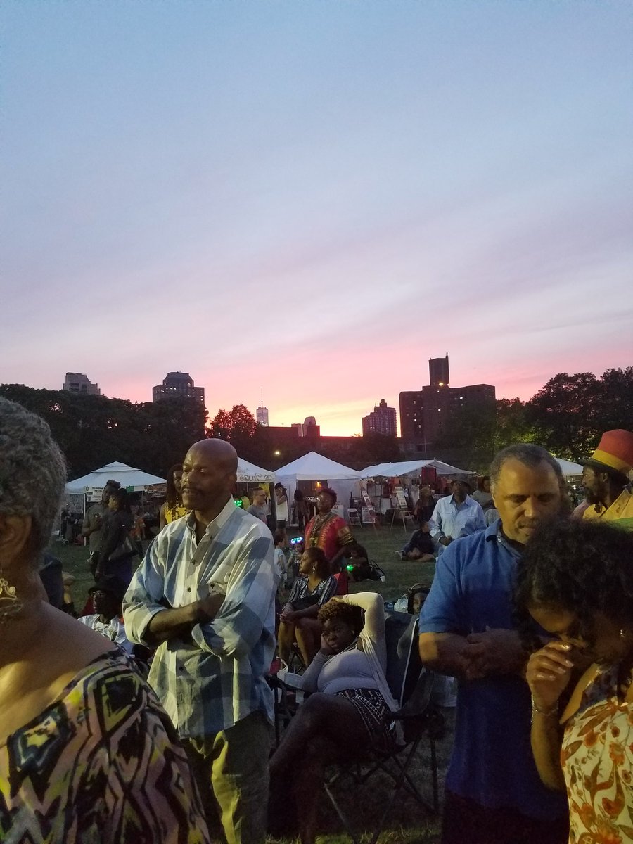 KPalmer433's tweet photo. Sunset over the International African Festival in Brooklyn! #summerisreallyhere https://t.co/j2TEsYp9fJ