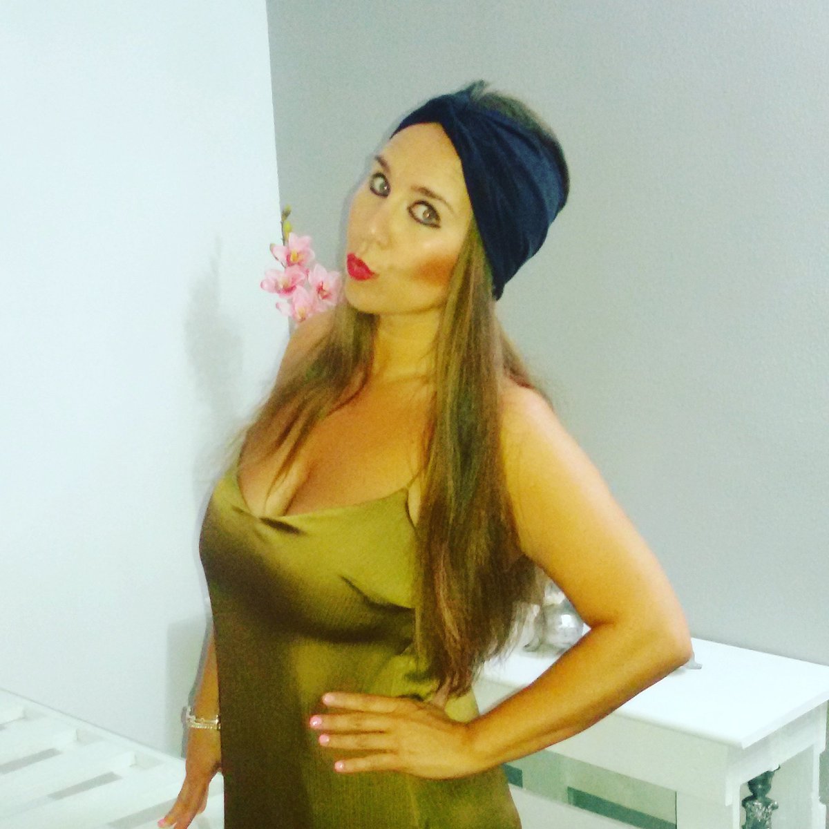 Buena noche de cumple de mi amiga <a href="/noemipd79/">Noemi</a>  con <a href="/SeguraUrsula/">Ursula Martin Segura</a>  <a href="/tamarabraza18/">Tami.Bg</a>