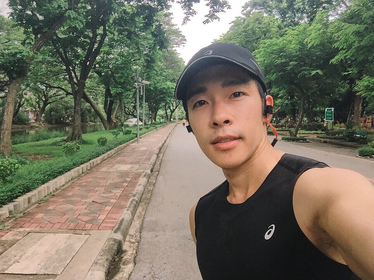 NATsakdatorn's tweet photo. ตั้งเป้าหมาย | ให้แต่ละวัน | มีความหมาย
#15km #practicerun #ASICSThailand #ASICSGoRunIt https://t.co/Wb7npyervs