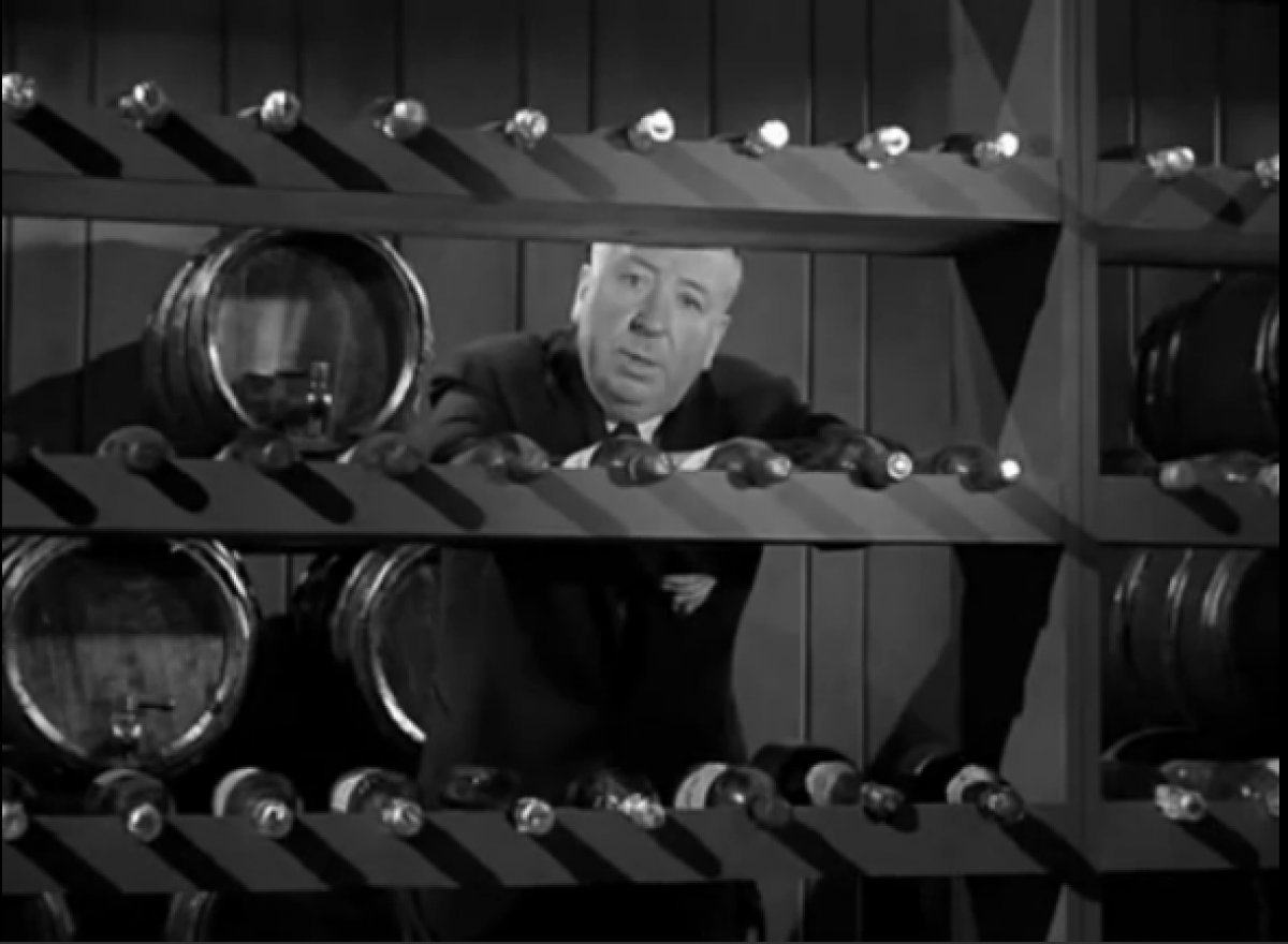 Drink-along screening of Hitchcock's Notorious <a href="/averyswine/">Averys Wine Cellars</a> <a href="/BriFF_Bristol/">Bristol Film Festival</a> <a href="/carycomeshome/">Cary Grant Festival</a> carycomeshome.co.uk/events/notorio…