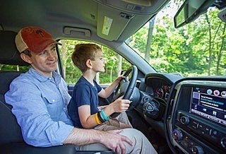 My new chauffeur is awesome. Just don't alert the DMV. #sundayroutine <a href="/nytimes/">The New York Times</a> ift.tt/29a2Knc